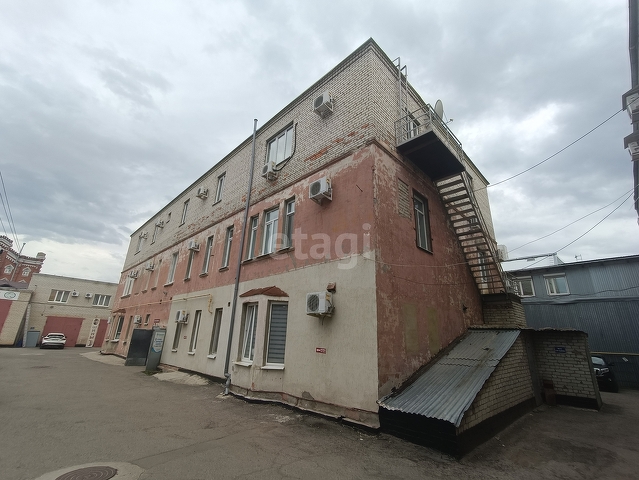 Продажа коммерческой недвижимости, 2110м <sup>2</sup>, Саратов, Саратовская область,  Саратов