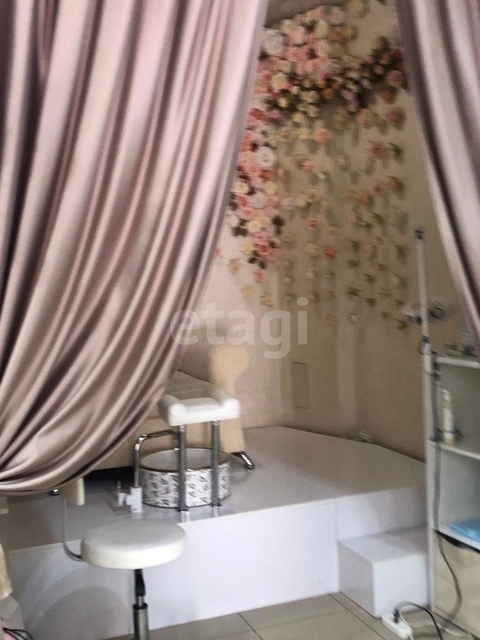 Продажа коммерческой недвижимости, 60м <sup>2</sup>, Саратов, Саратовская область,  Саратов