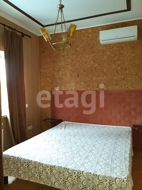 Продажа дома, 324м <sup>2</sup>, 3 сот., Саратов, Саратовская область,  Октябрьский