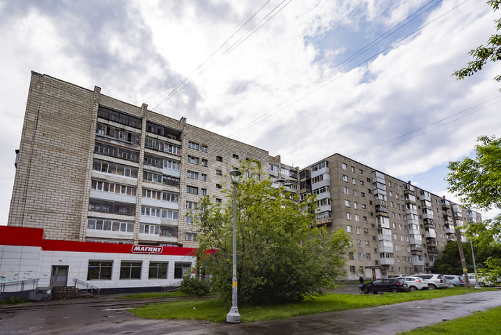 Продажа 2-комнатной квартиры, Екатеринбург, Седова проспект,  23