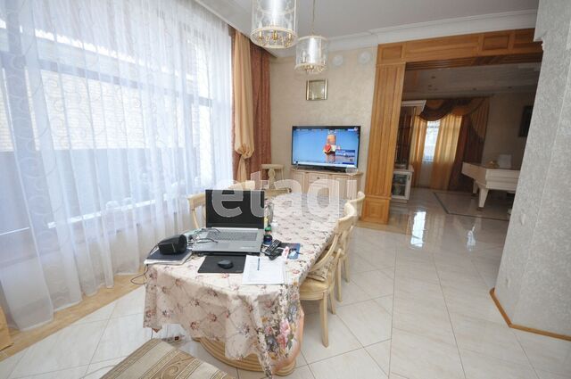 Продажа дома, 413м <sup>2</sup>, 8 сот., Саратов, Саратовская область,  