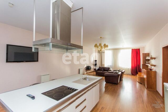 Продажа дома, 365м <sup>2</sup>, 8 сот., Саратов, Саратовская область,  Фрунзенский