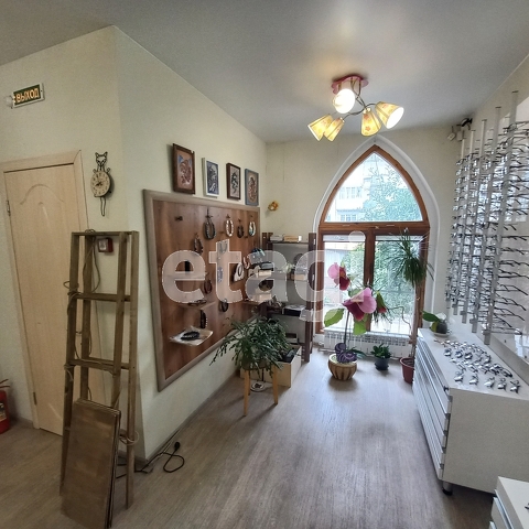 Продажа коммерческой недвижимости, 100м <sup>2</sup>, Саратов, Саратовская область,  Саратов