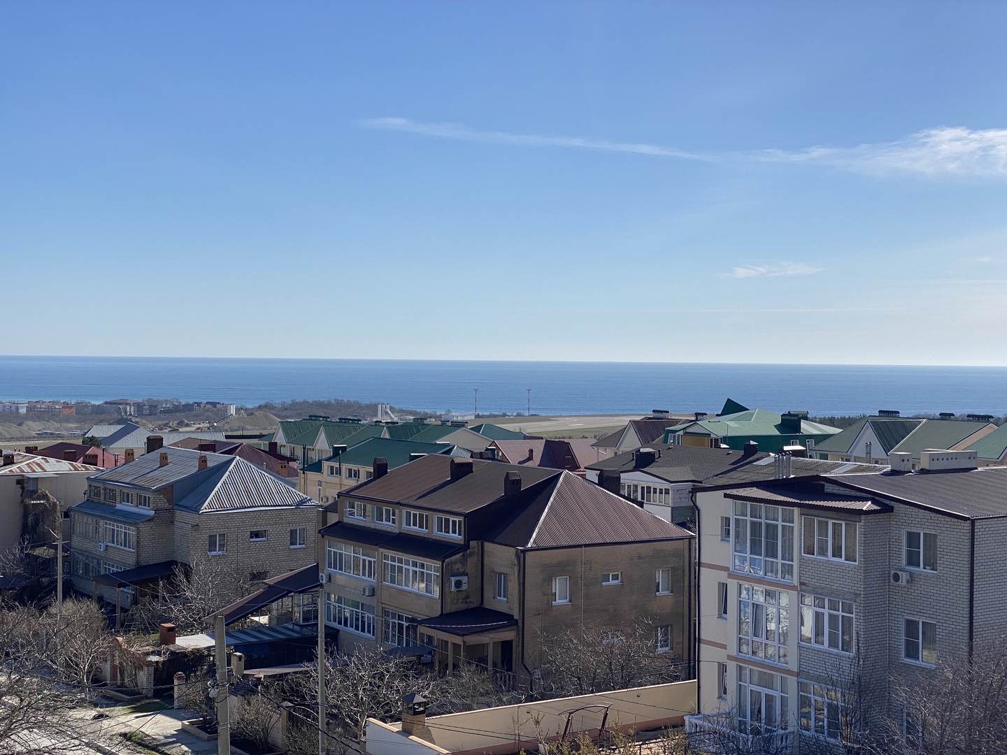 Купить квартиру в районе Гольф клуб (Голубая бухта) в Геленджике, 🏢  продажа вторички, цены на квартиры