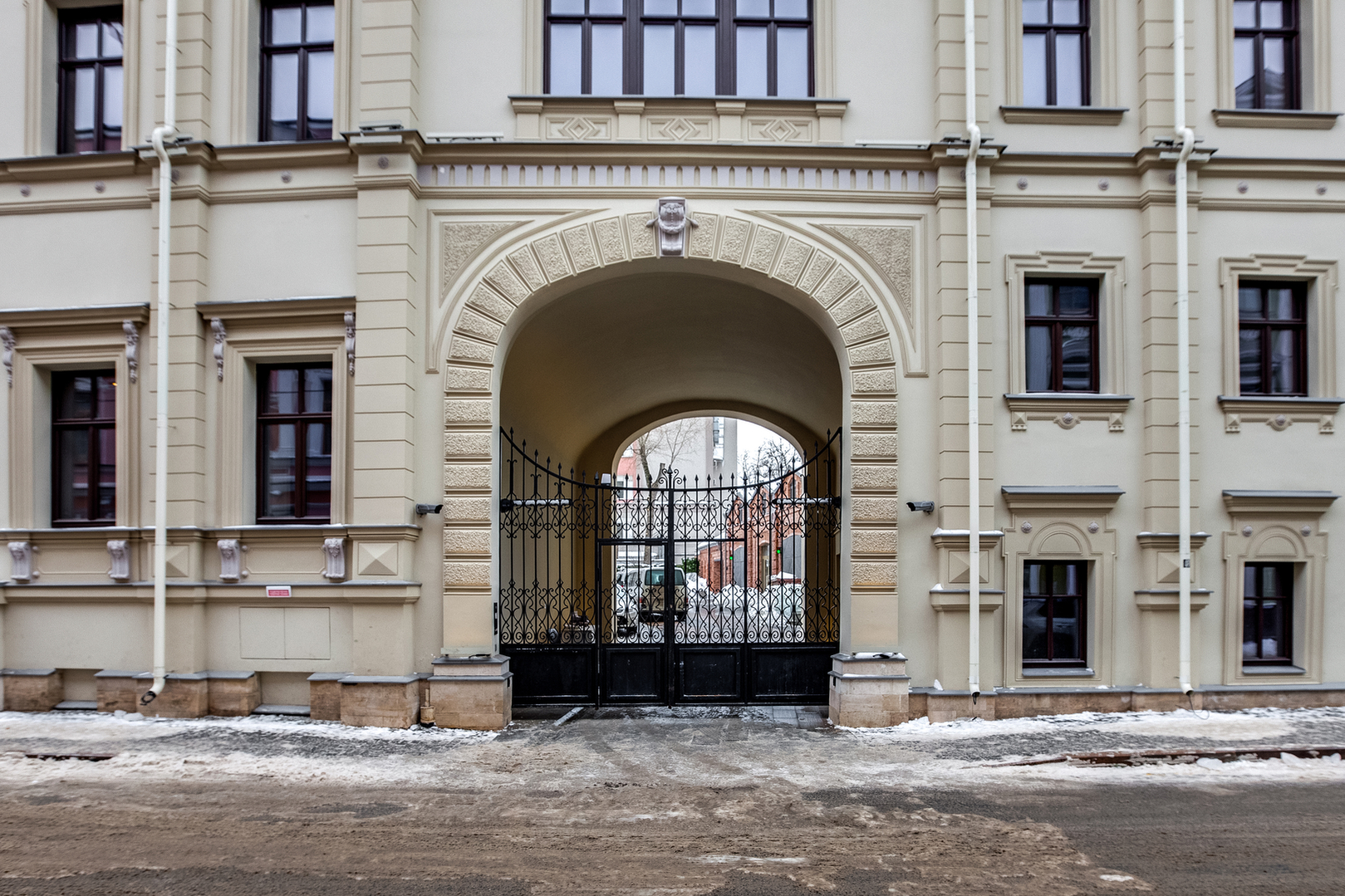 Купить двухкомнатную квартиру у метро метро Лубянка в Москве - вторичное  жилье недорого: цена 2-комнатной квартиры на вторичном рынке недвижимости