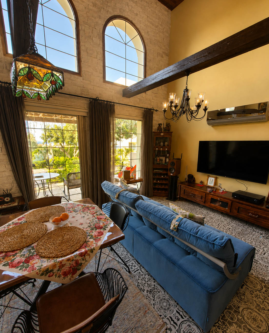 Фото Crystal Bay View Apartment, 4