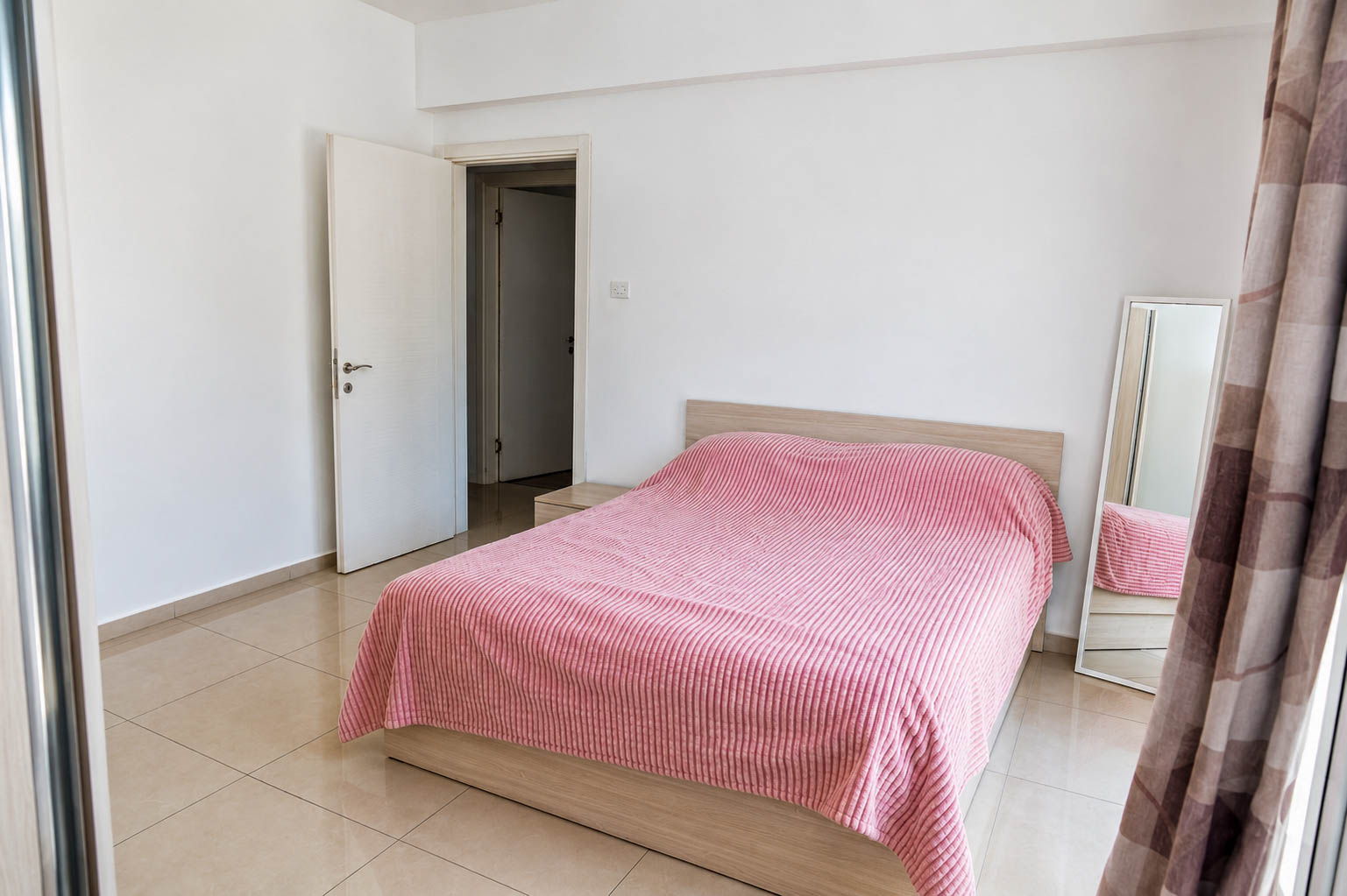 Фото Sokmar Premium, 2