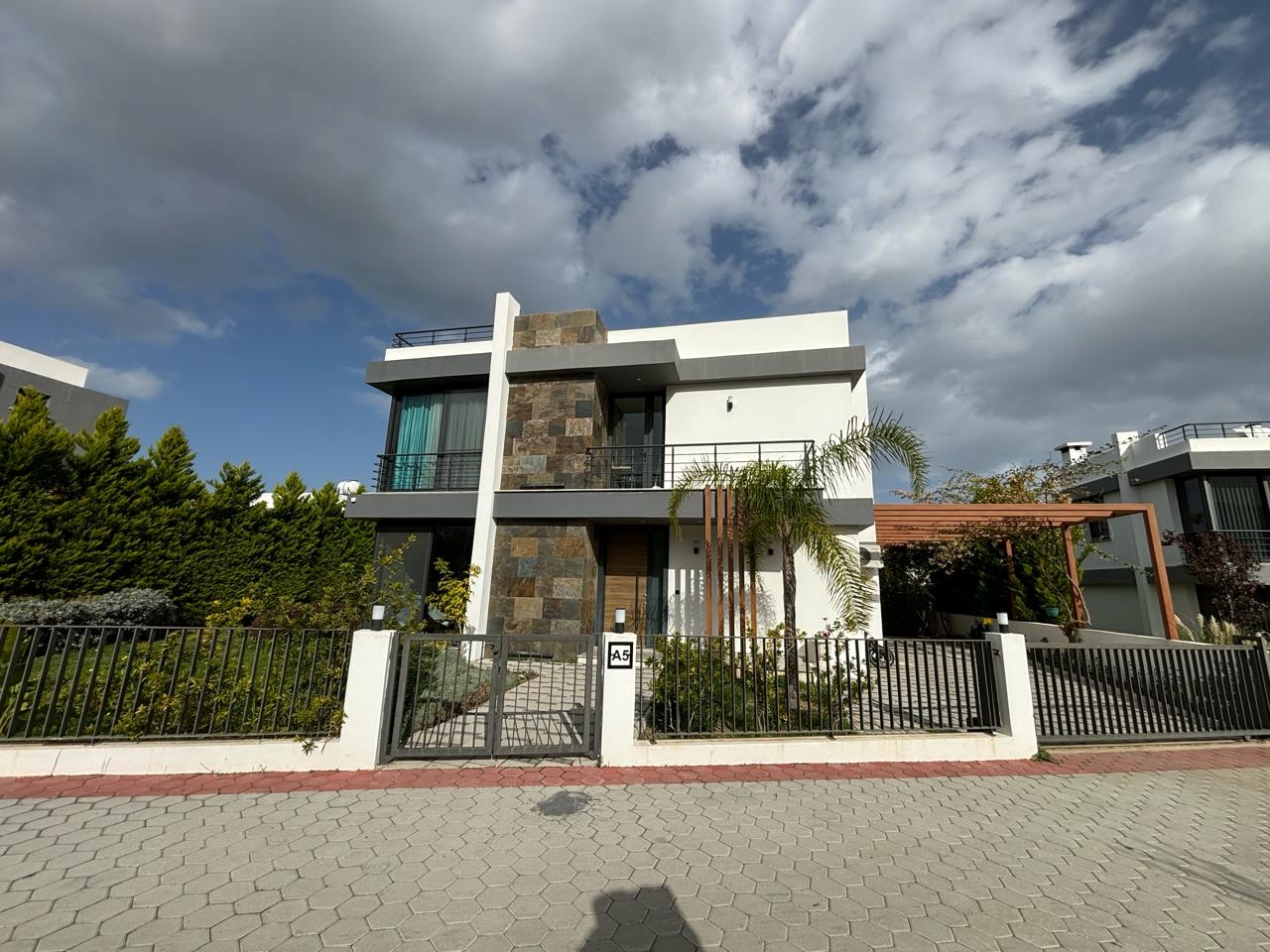 Фото Alsancak, 3