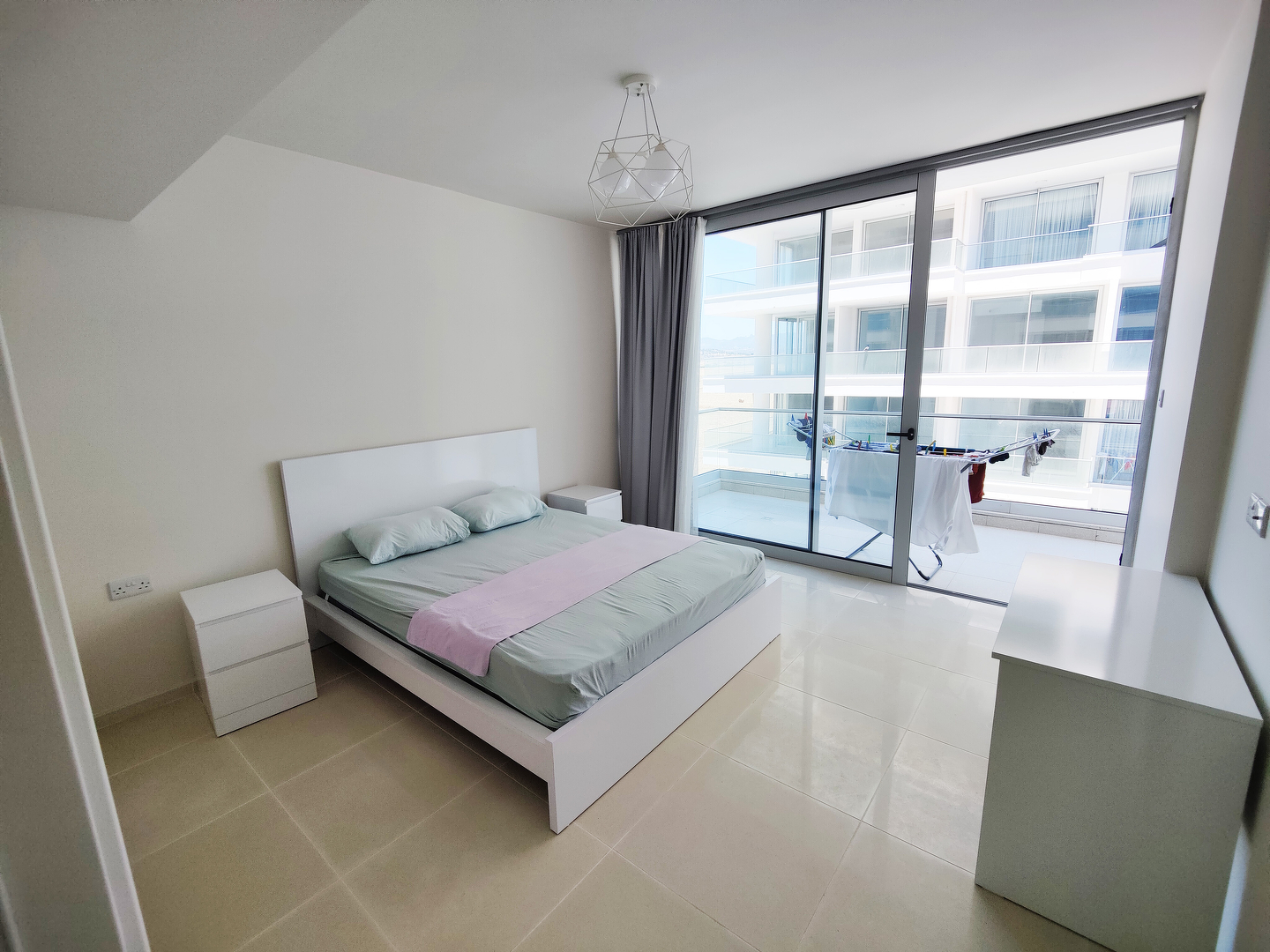 Фото Abelia, 7