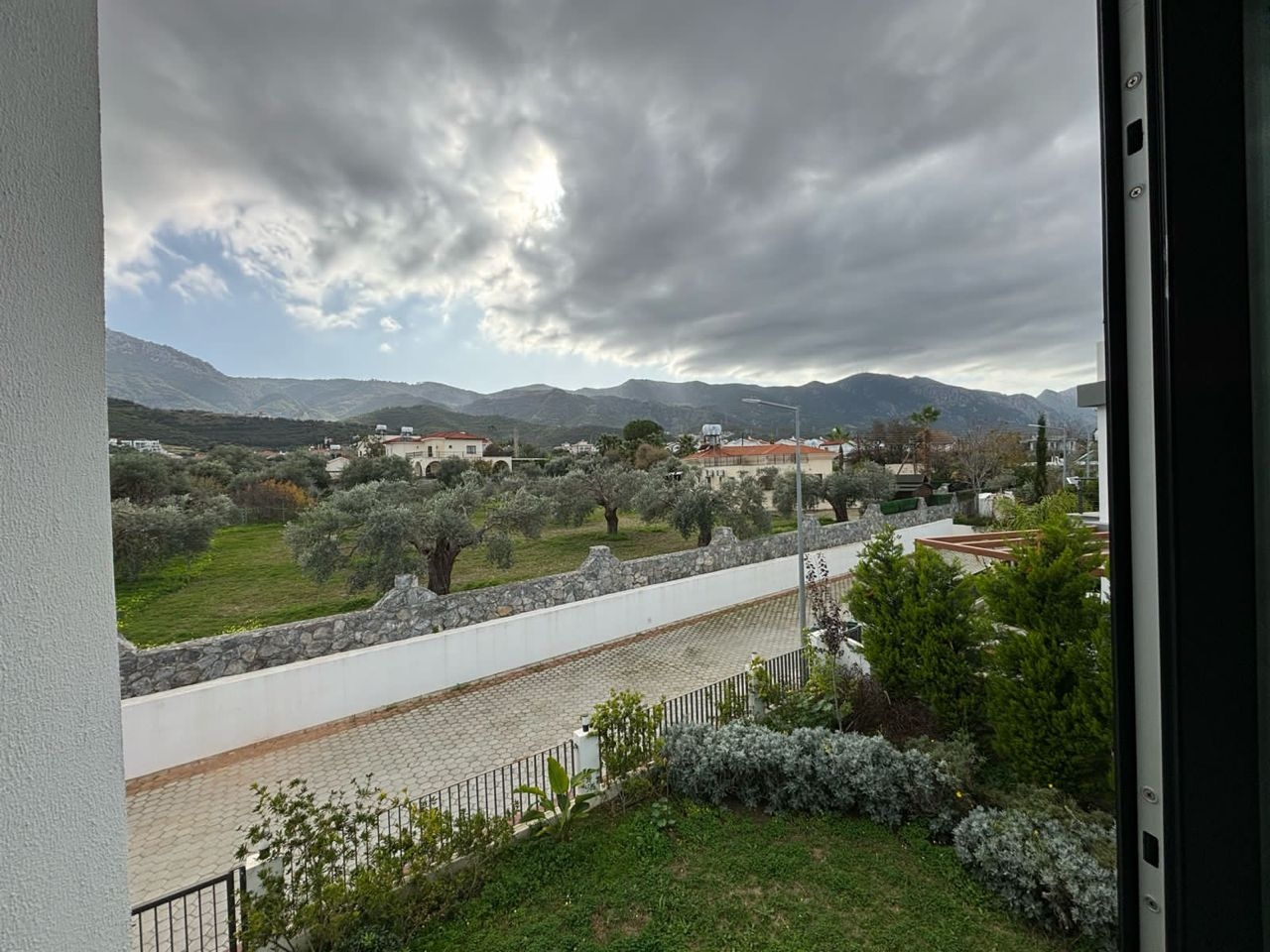 Фото Alsancak, 8