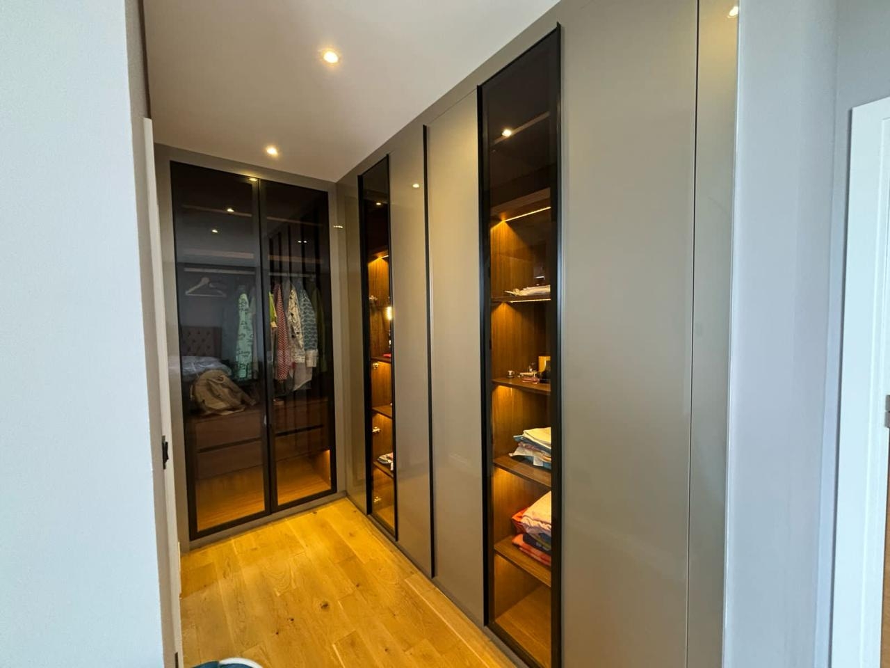 Фото Alsancak, 25