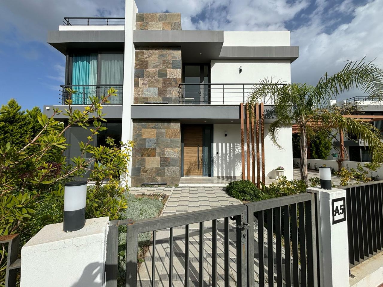Фото Alsancak, 6
