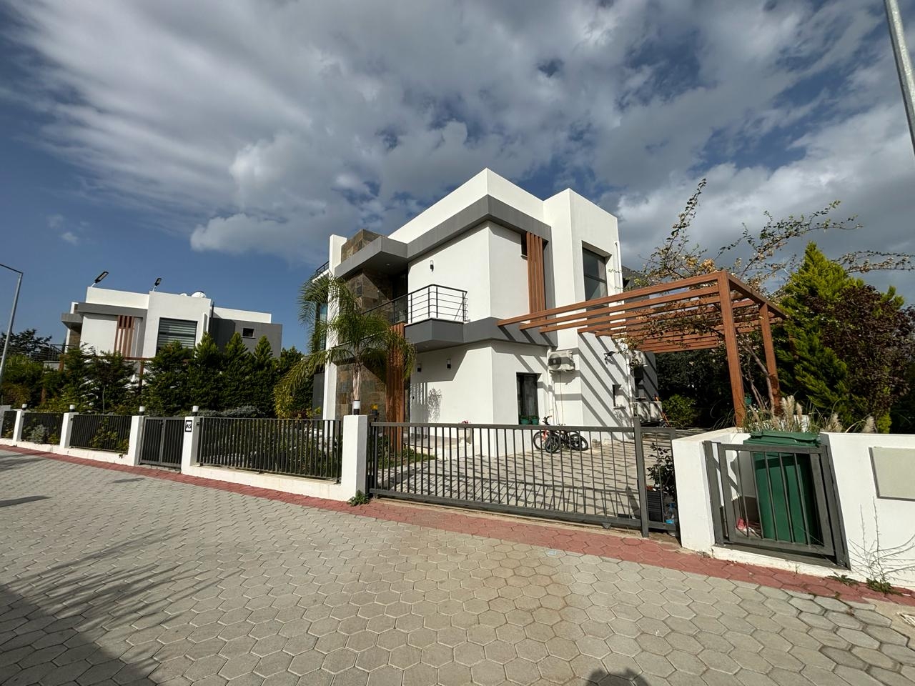 Фото Alsancak, 2
