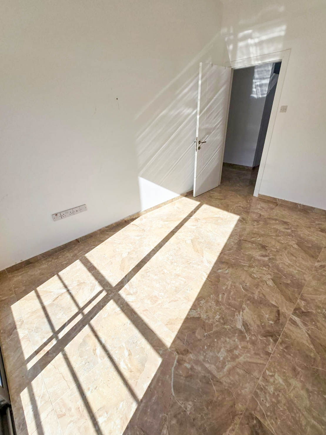 Фото Alsancak, 10