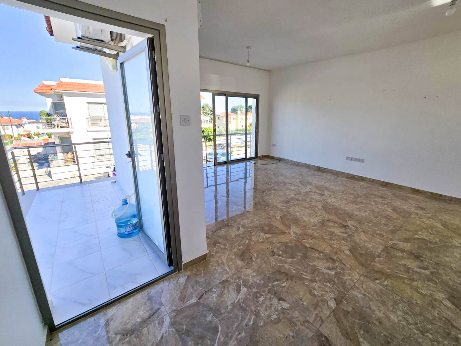 Фото Alsancak, 6